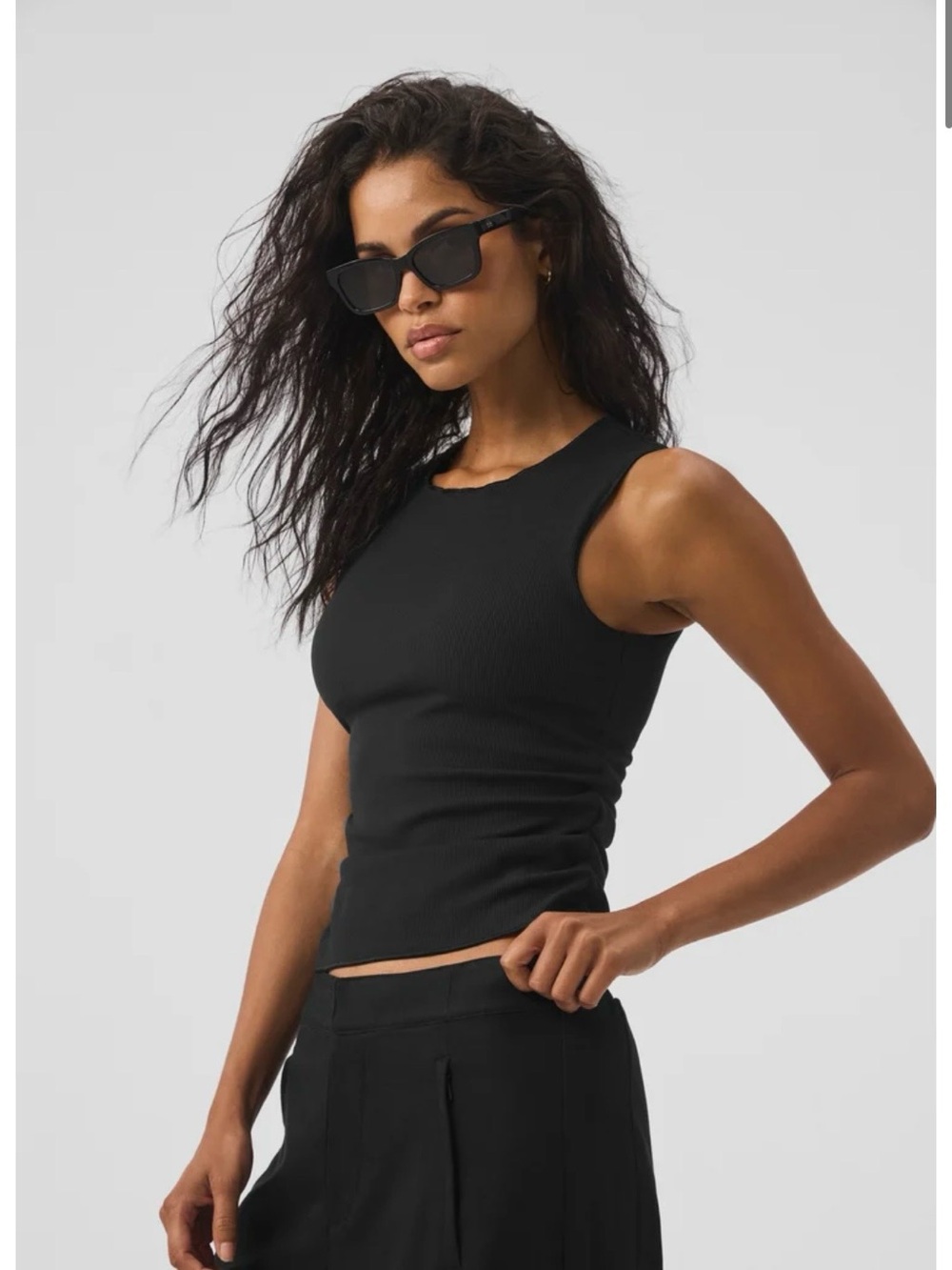 Alo Ribbed En Pointe tank with built in bra
